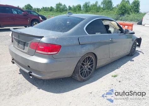 2008 BMW 335Xi z USA, uszkodzony, nr VIN WBAWC73598E064339